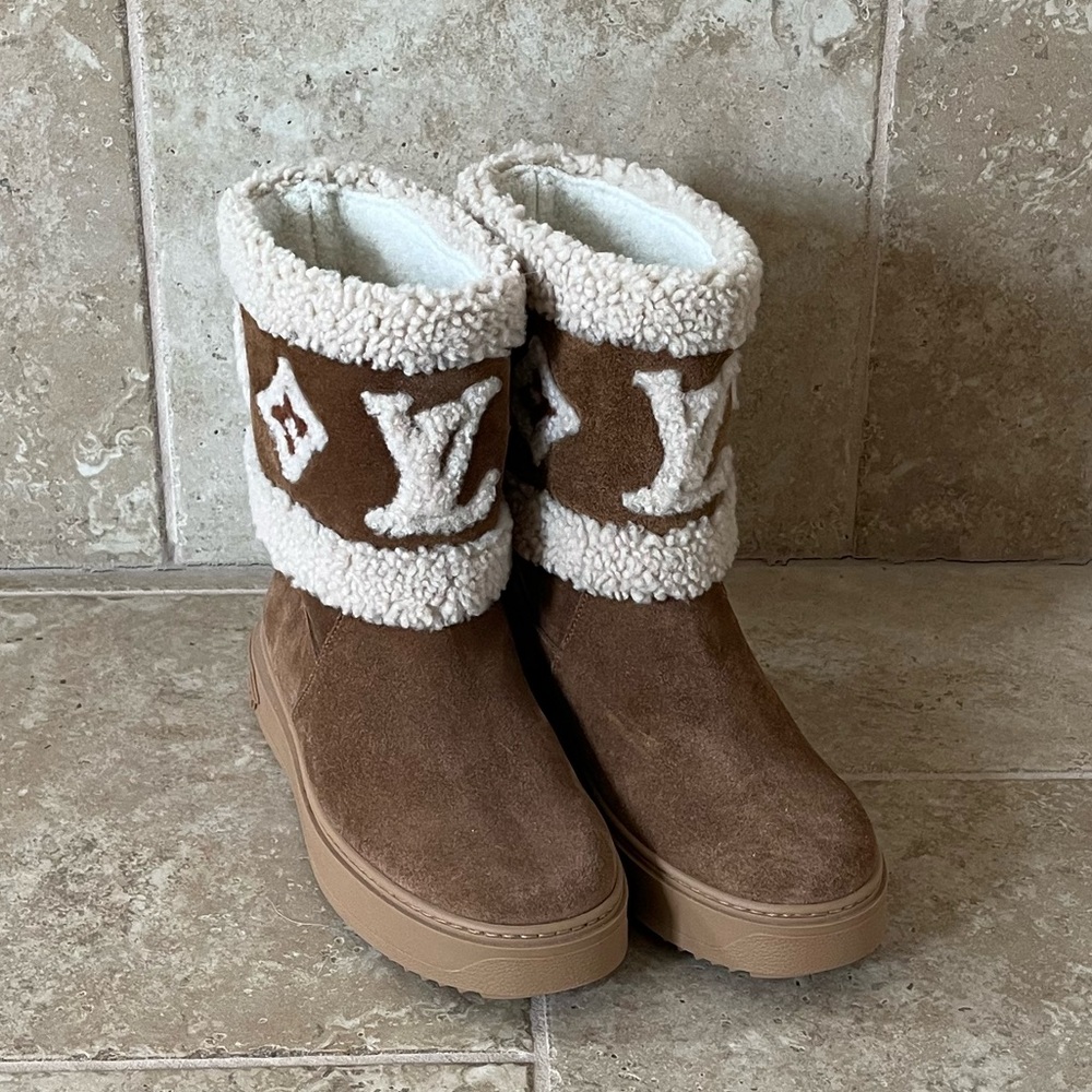 Louis Vuitton Snowdrop Flat Ankle Boots